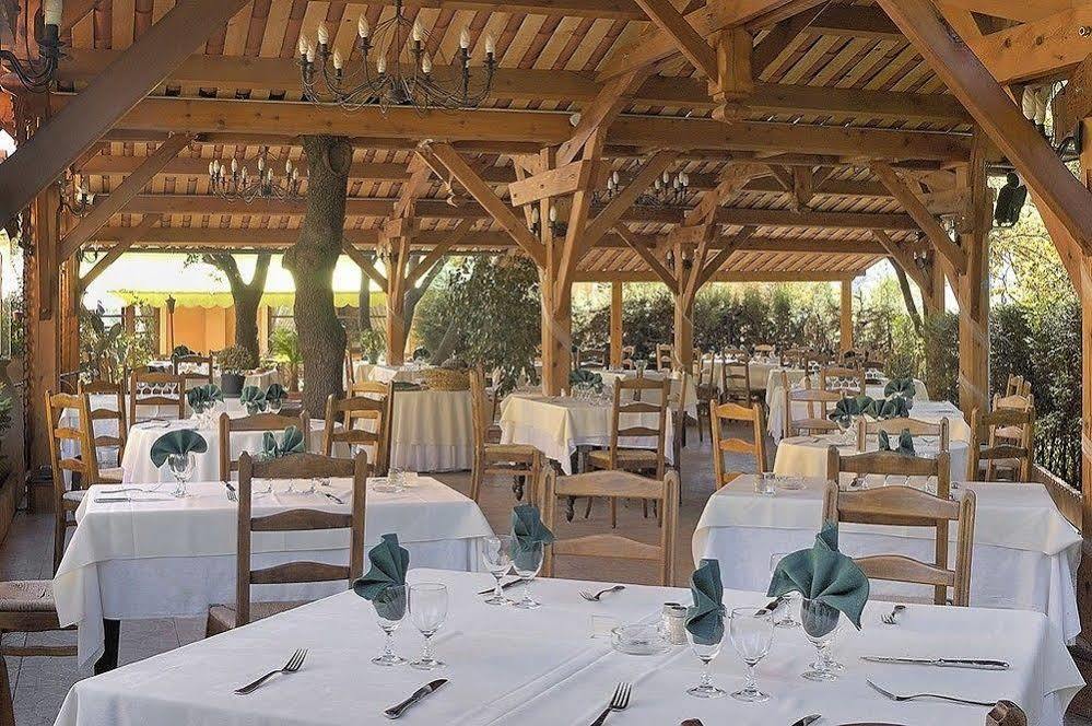 Hotel Lou Castelet Carros